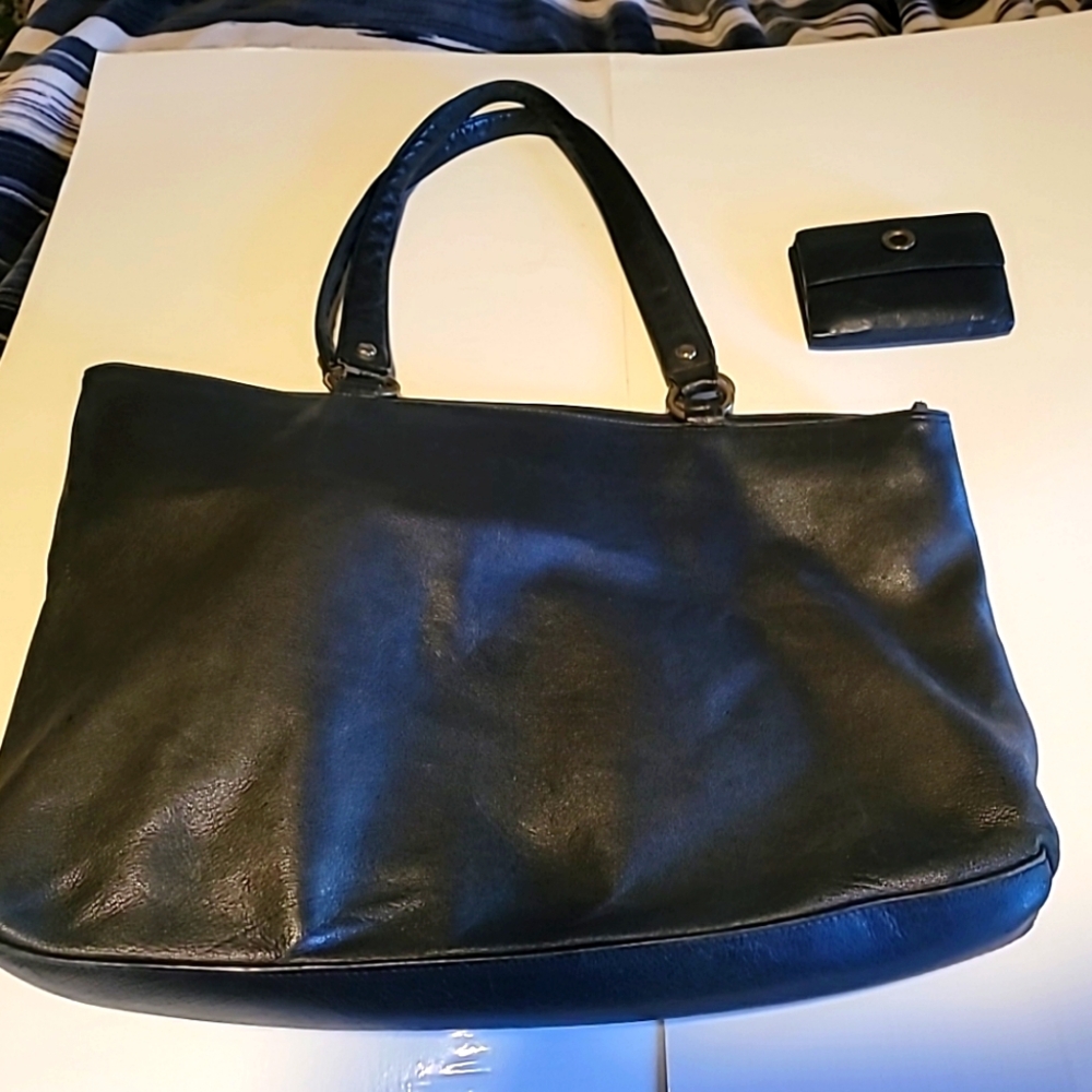 DKNY Leather Tote Bag and Wallet Set Vintage